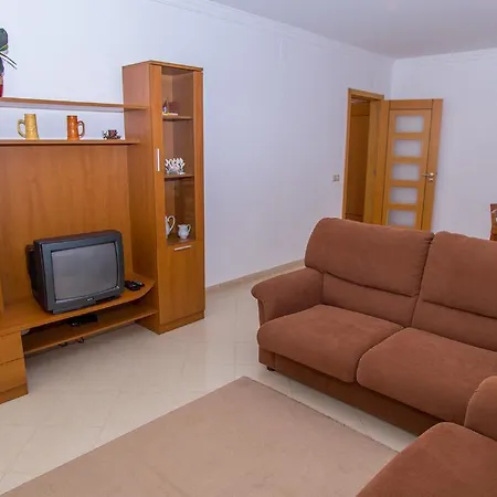 Akisol Armacao Pera Rose Iii Apartmán *